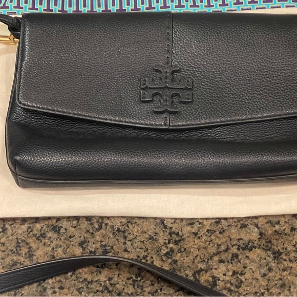Tory Burch purse used a couple of times. - Picture 2 of 9